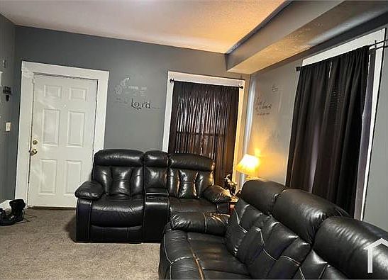 1st image of 9512 Gaylord Ave