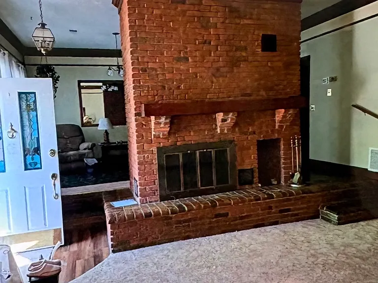 6225 Olde Towne Dr #B — Photo 6