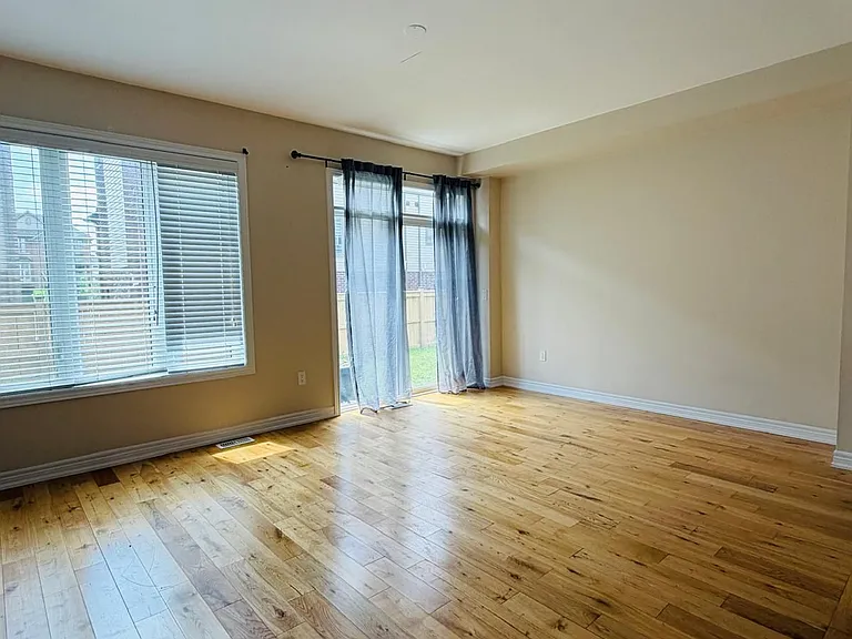 16 Talence Dr — Photo 11