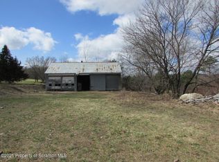 66 Pennfield Rd, Montrose, PA 18801