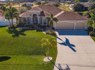 1726 NW 2nd Ter, Cape Coral, FL 33993