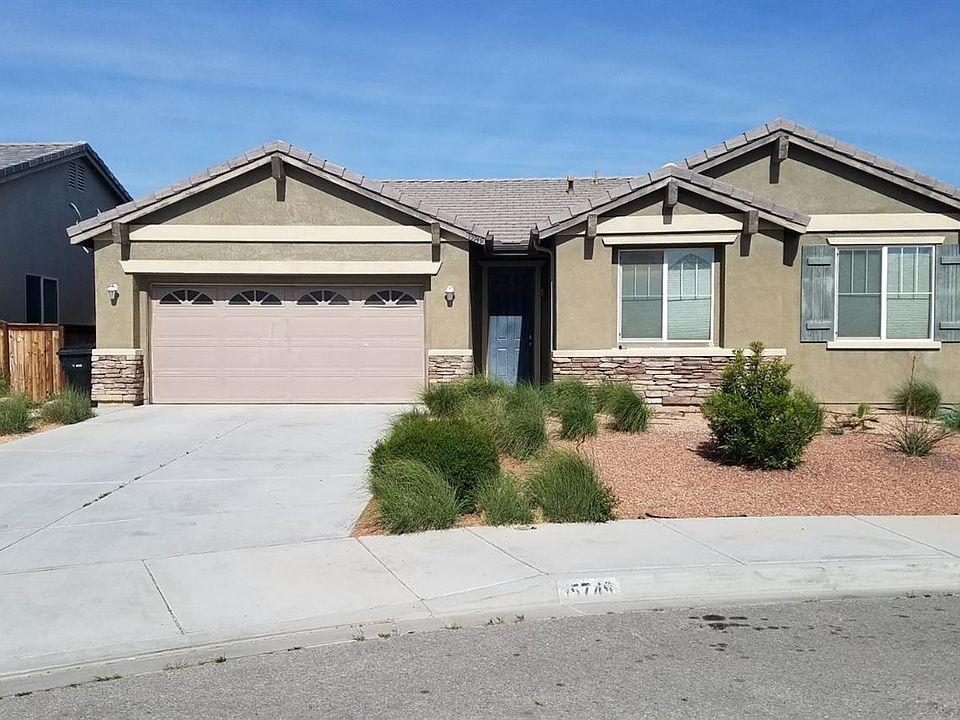 1st image of 15749 Gilbert Ct