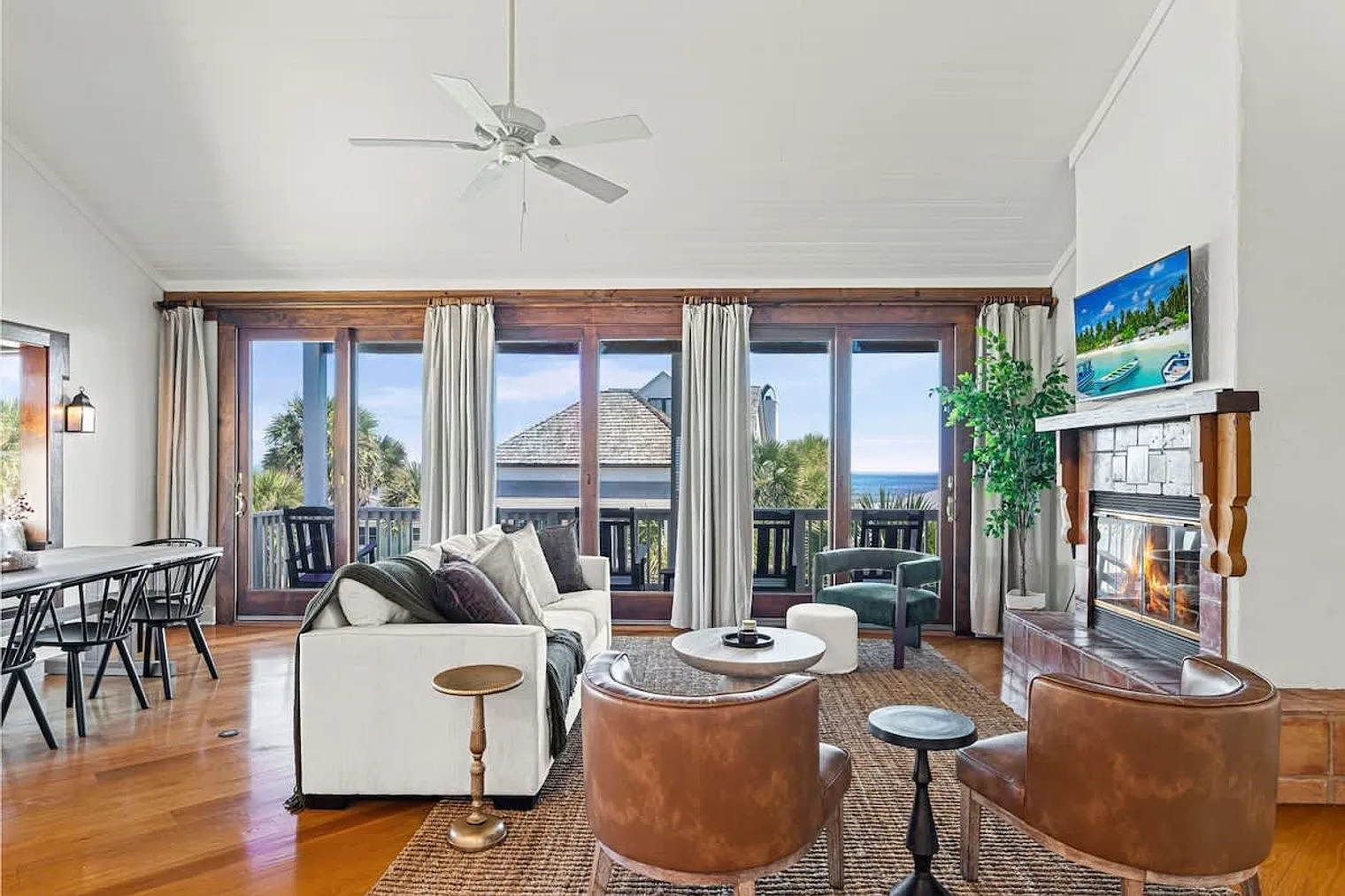 4 bed, 3.0 bath, 592 sqft, $6,600 — Photo 1