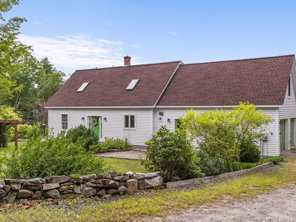 88 Brown Road, Mercer, ME 04957