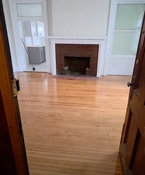 325 Roseville Ave — Photo 5