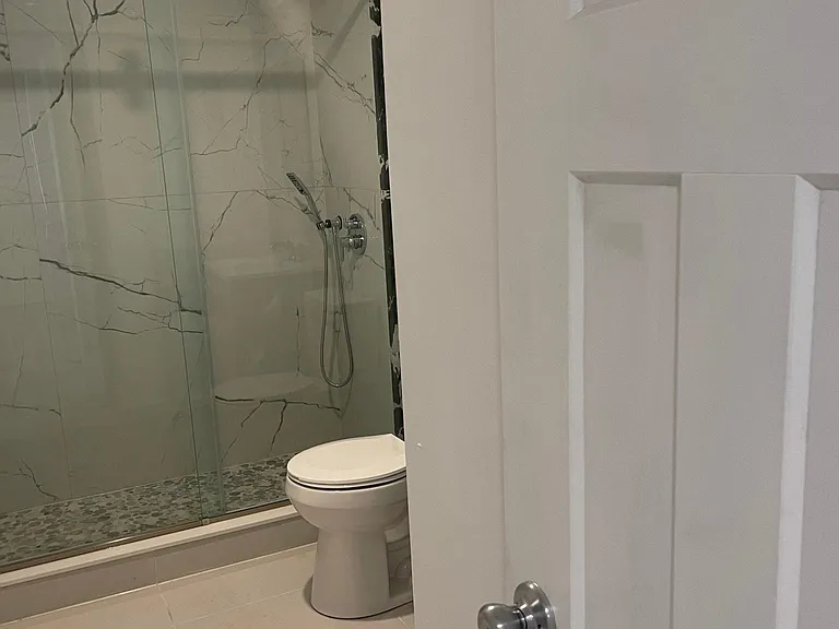 509 S 42nd St #3 — Photo 10