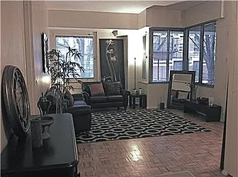 Rented by Hudson 3 Inc