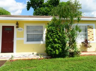 4221 SW 28th St, West Park, FL 33023