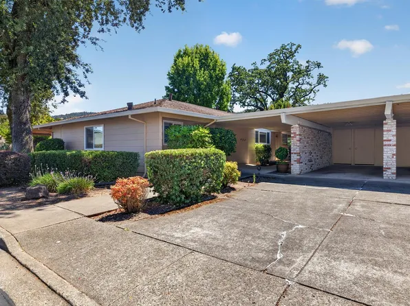 402 Meadowgreen Drive, Santa Rosa, CA 95409