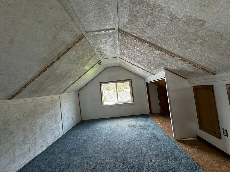 212 Moreland Ave — Photo 8