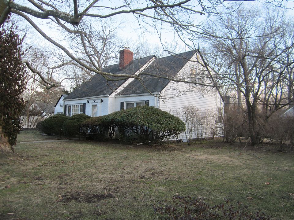 2nd image of 43 Shaw Dr