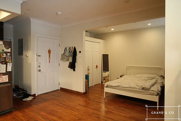 Rented by Grand & Co. | media 20