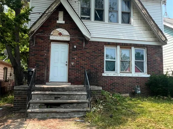 17447 Arlington St, Detroit, MI 48212