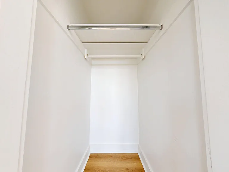 445 Octavia St #7 — Photo 9