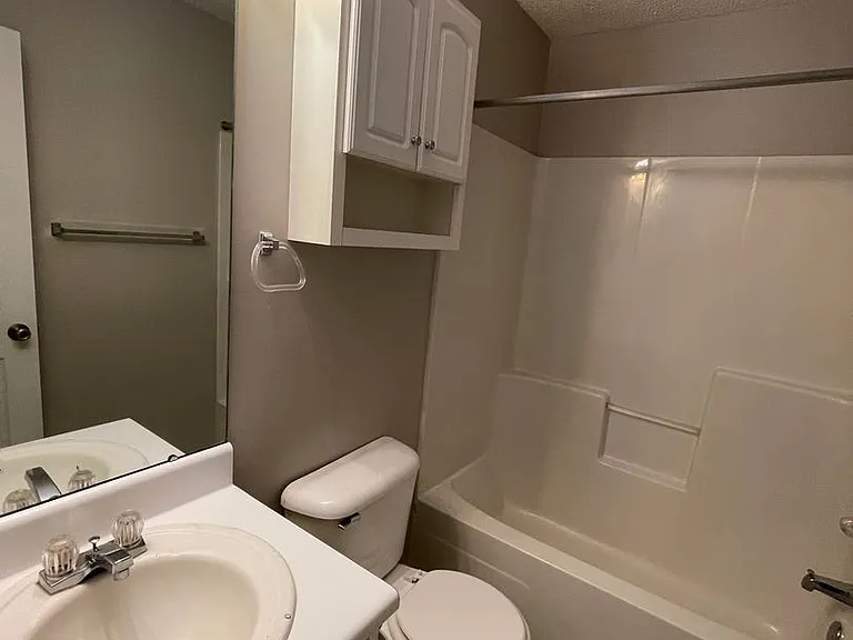 159 Commons Dr — Photo 23