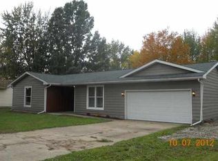 2071 S Packerton Rd, Winona Lake, IN 46590