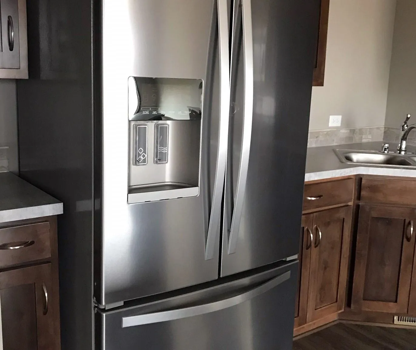 4 bed, 1800 sqft, $1,500 — Photo 2