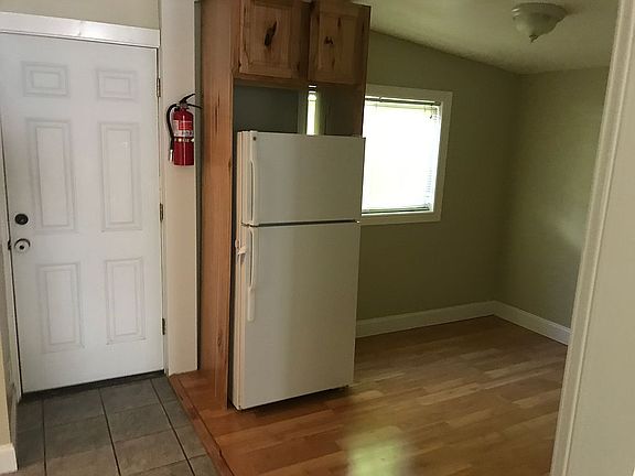 House 2 dinning room  