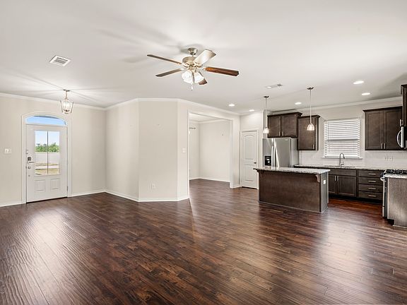 3rd image of 873 Smolkin Ln