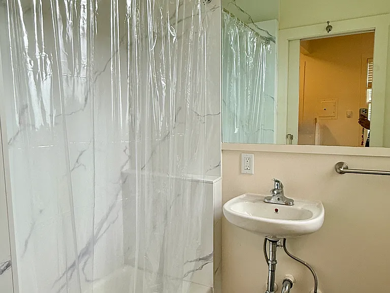 201 Dolores St #12 — Photo 5