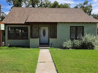 916 N Alameda St, Carlsbad, NM 88220