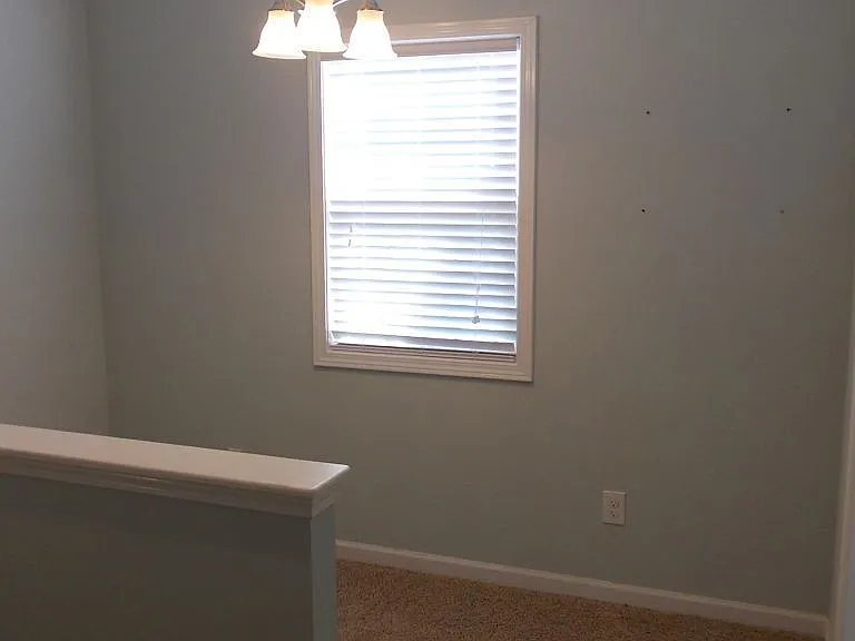 9525 Burford Ln NW — Photo 11