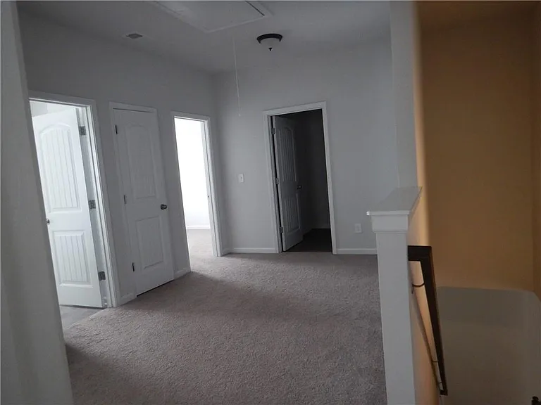 720 Country Ridge Dr — Photo 11