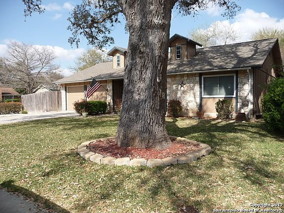 4th image of 2703 Floral Way Dr
