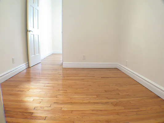 Rented by Glasser Realty LLC | media 12