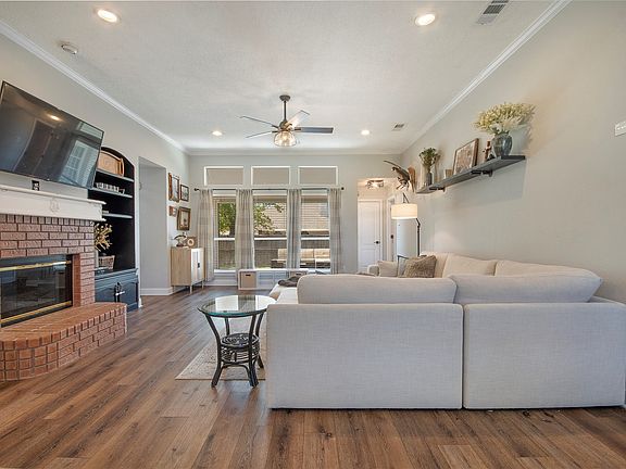5th image of 7429 Amber Dr