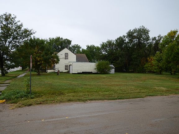 2nd image of 503 S Main Ave