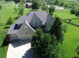 7350 Kenton St, Shawnee, KS 66227