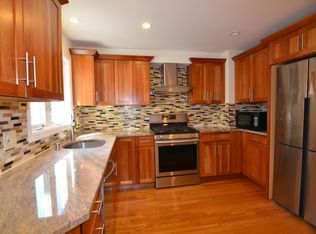 106-108 Ruggles St, Quincy, MA 02169