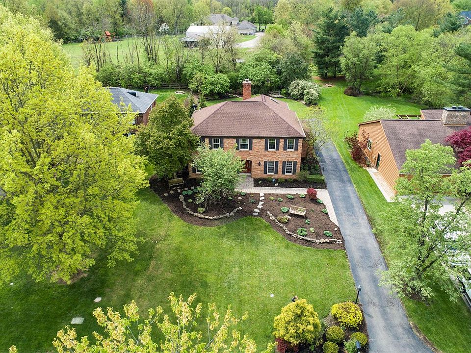 1st image of 10623 Indian Woods Dr