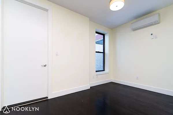 Rented by Nooklyn NYC LLC | media 20