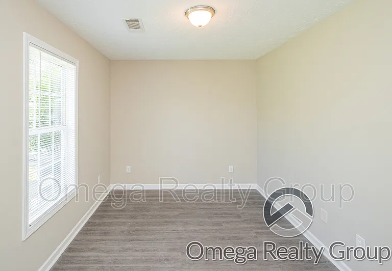 2815 Dotti Dr — Photo 37