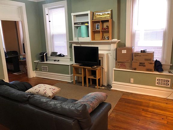 5th image of 3919 Shenandoah Ave