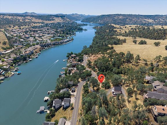 4th image of 4978 Lakeshore Dr