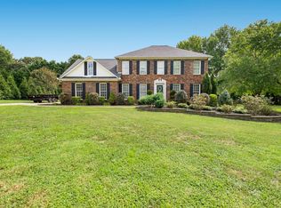 221 Hunters Pointe Dr, Spartanburg, SC 29303