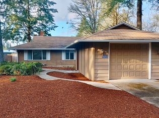 18203 Indian Creek Dr, Lake Oswego, OR 97035