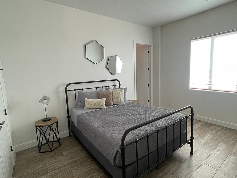 3212 S 4900 W — Photo 27