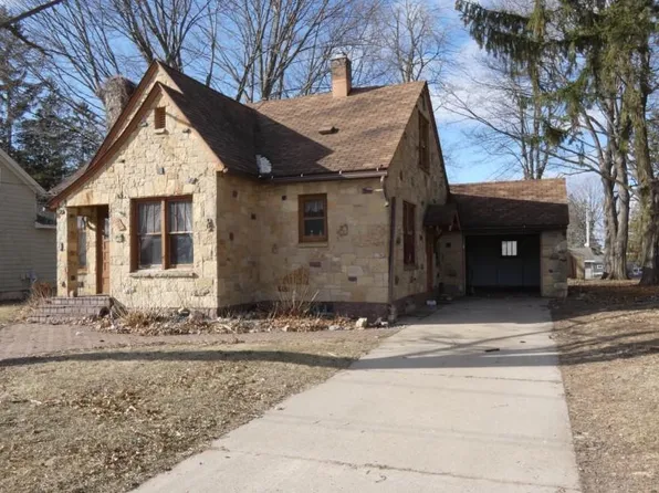 716 Cedar St, Antigo, WI 54409