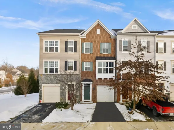 828 Savile Row Ter, Purcellville, VA 20132