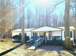 80 Sparrow Ln, Lafayette, TN 37083