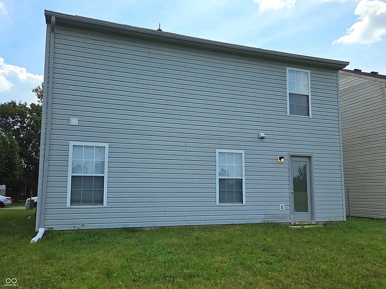 4320 Village Bend Ln — Photo 27