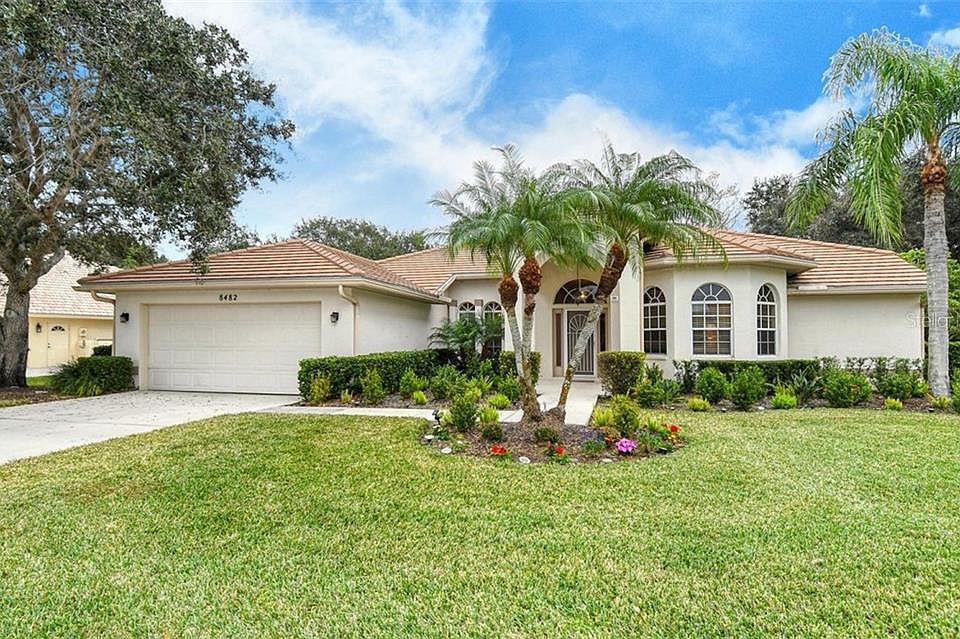1st image of 8482 Cypress Hollow Dr