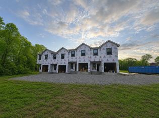 630 Guildfield Dr, Clarksville, TN 37043
