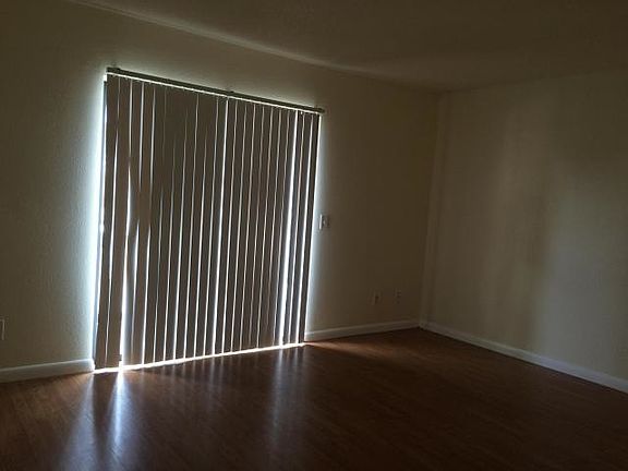 3rd image of 3785 Mil Pond Ct