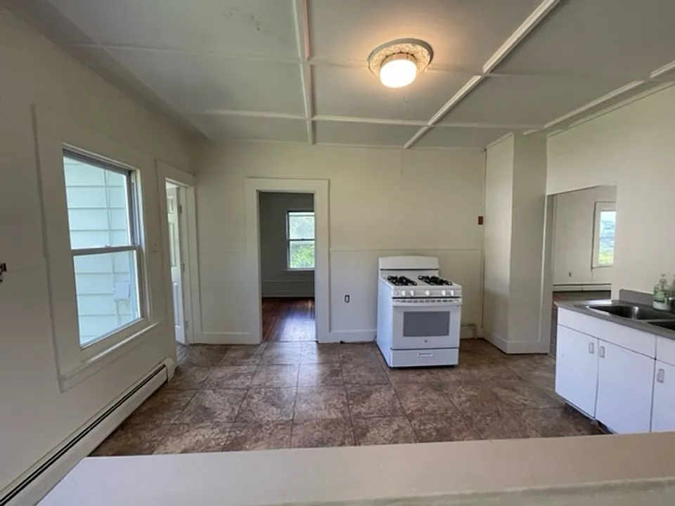 21-23 Lyman St