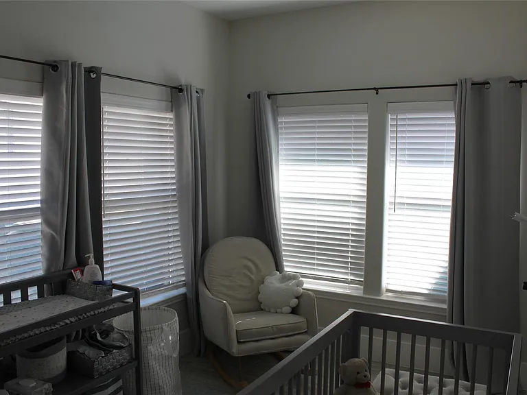 1611 Wentworth St — Photo 14